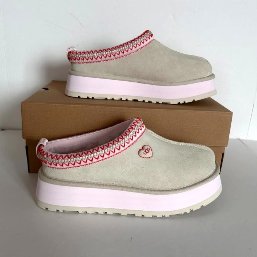 Ugg Tazz Love 26 Sea Salt/Rosetta Limited Edition Valentine’s Day 8 - Picture 8 of 16